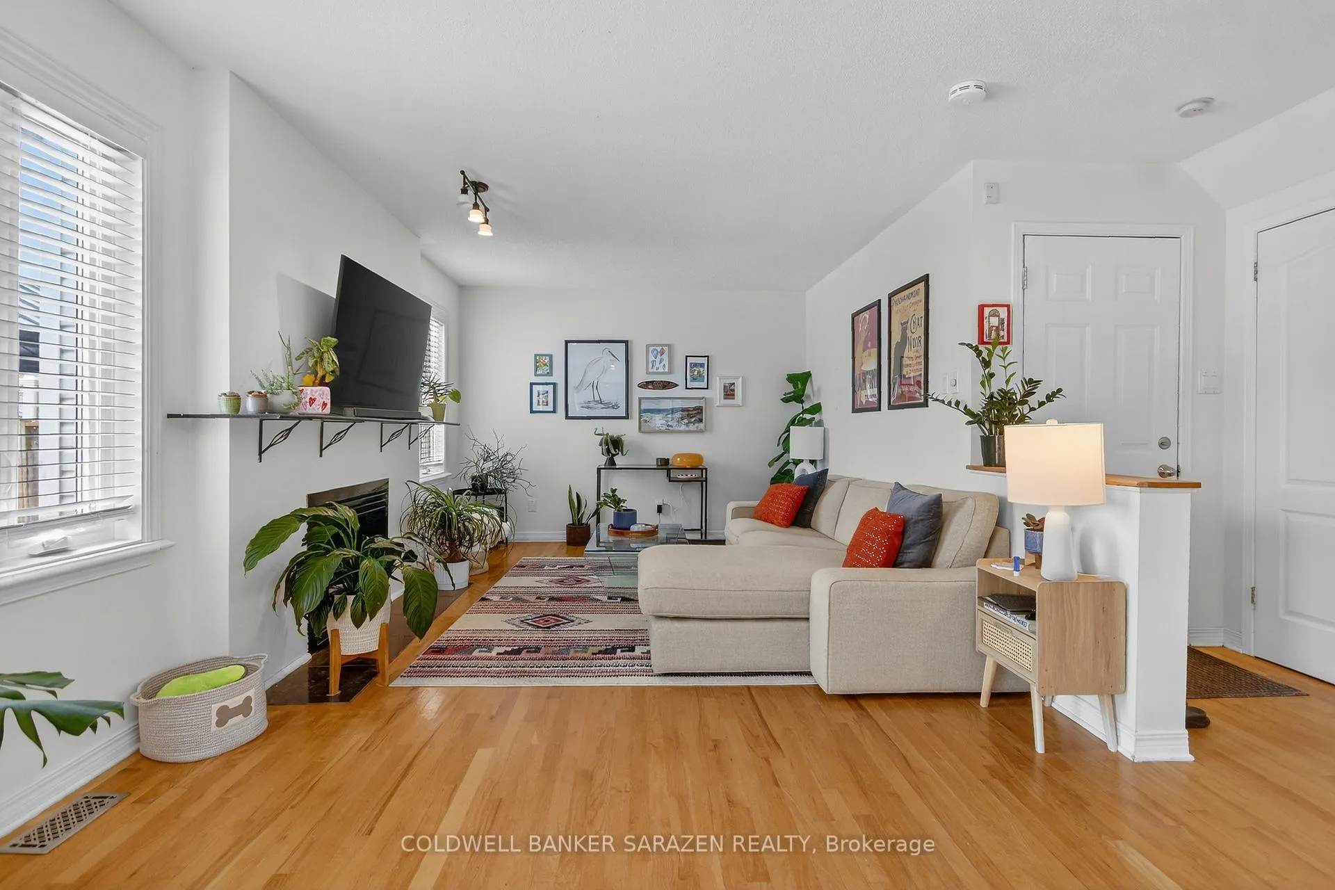 Photo 16 of 26 Benchland Street, Ottawa, Barrhaven - Longfields — HOMEH