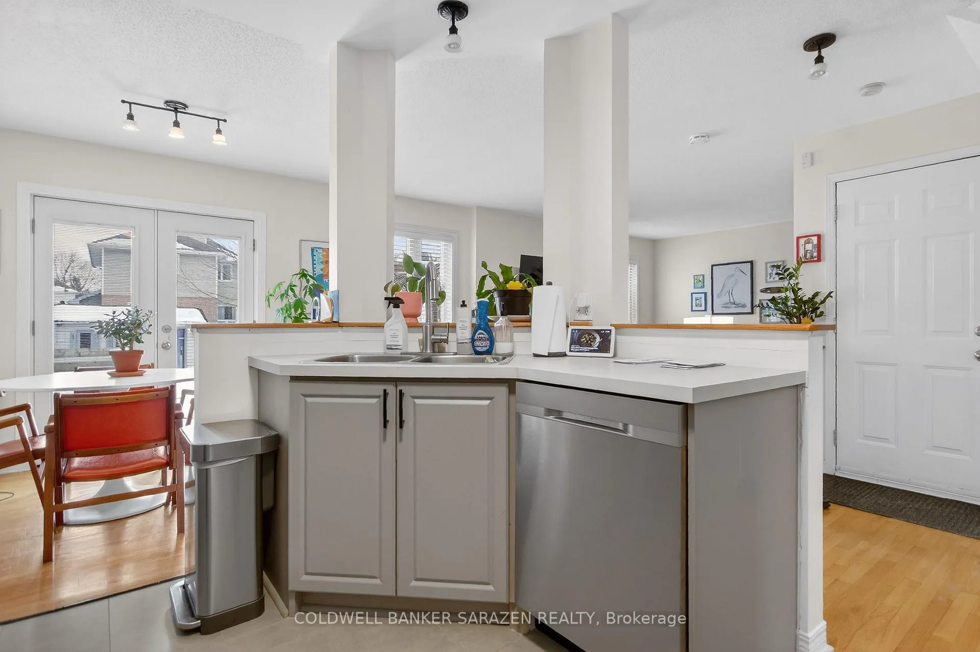 Photo 18 of 26 Benchland Street, Ottawa, Barrhaven - Longfields — HOMEH