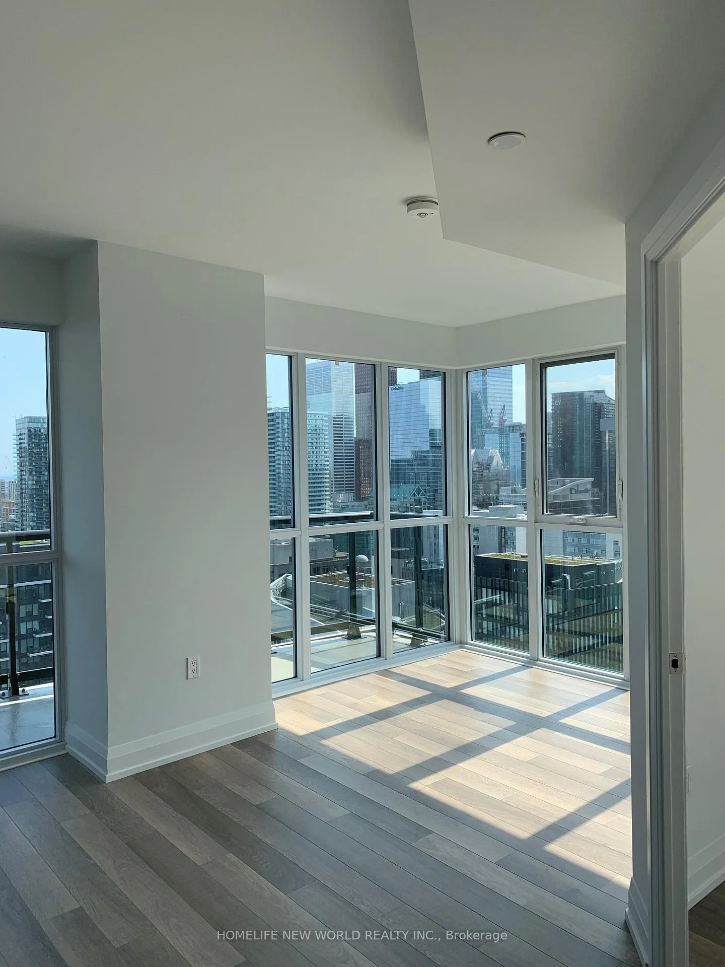Photo 7 of Unit 3604, 77 Mutual Street, Toronto, Church-Yonge Corridor — HOMEH