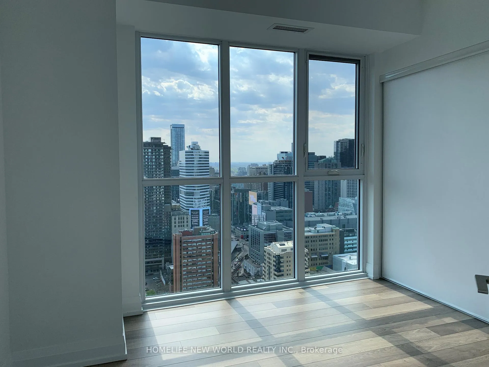 Photo 8 of Unit 3604, 77 Mutual Street, Toronto, Church-Yonge Corridor — HOMEH