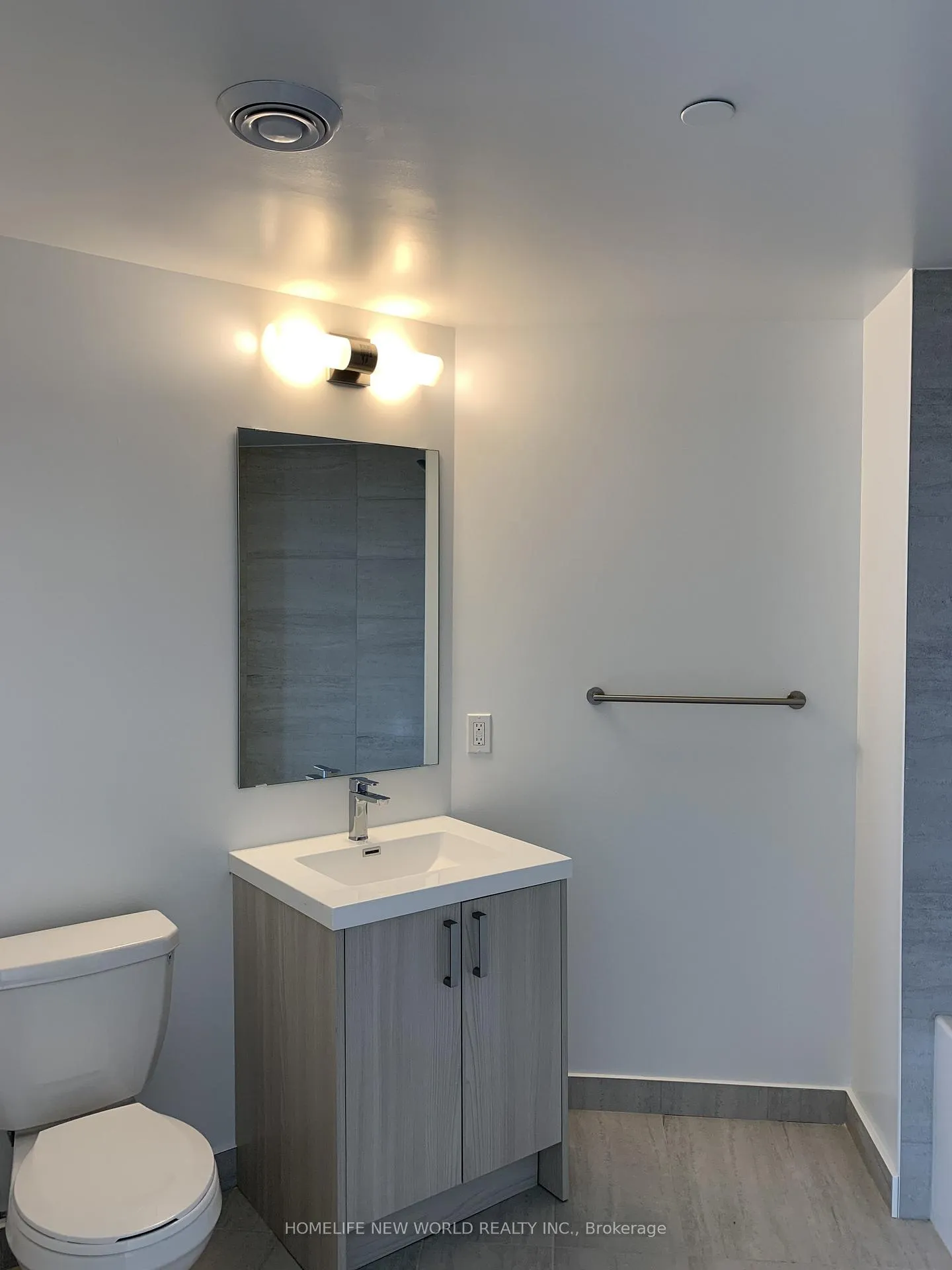 Photo 9 of Unit 3604, 77 Mutual Street, Toronto, Church-Yonge Corridor — HOMEH