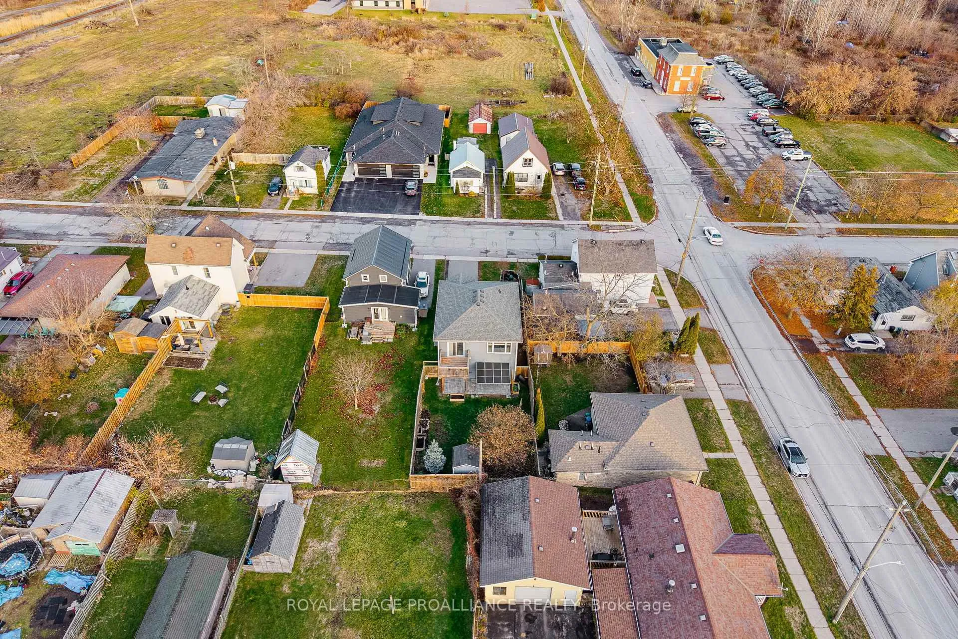 Photo 26 of 84 George Street, Belleville, Belleville Ward — HOMEH