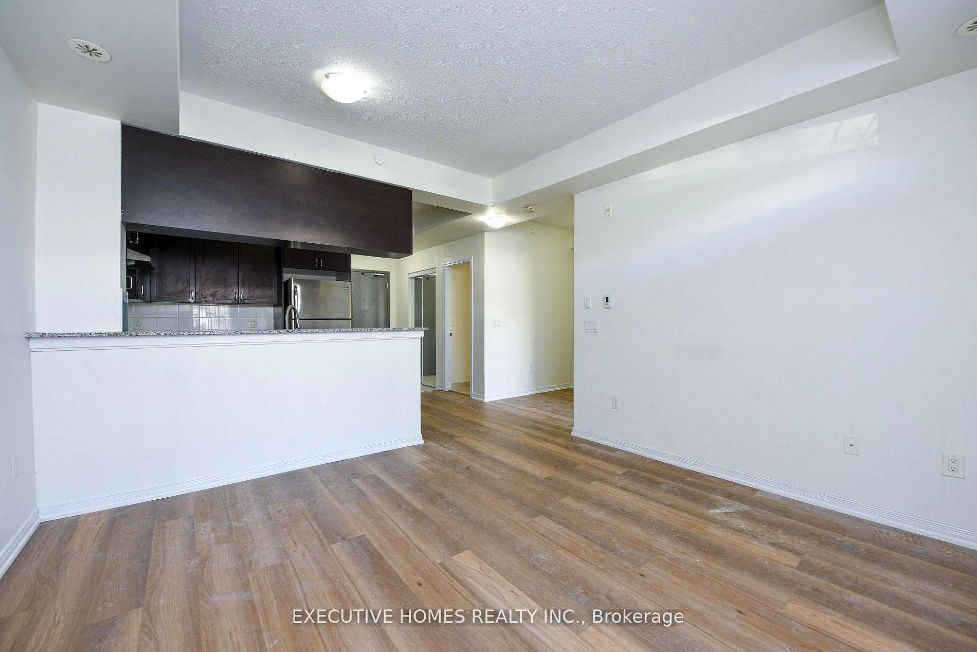 Photo 15 of Unit 101, 54 Sky Harbour Drive, Brampton, Bram West — HOMEH