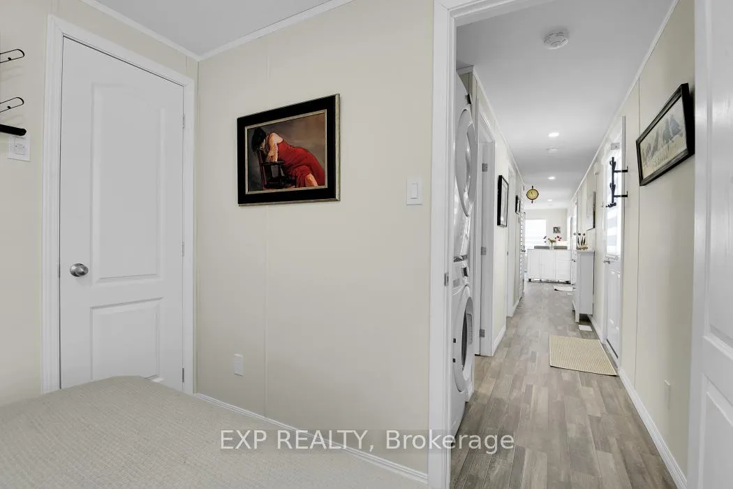 Photo 18 of 11 Bonner Street, Ottawa, Bellwood - Industrial Park — HOMEH