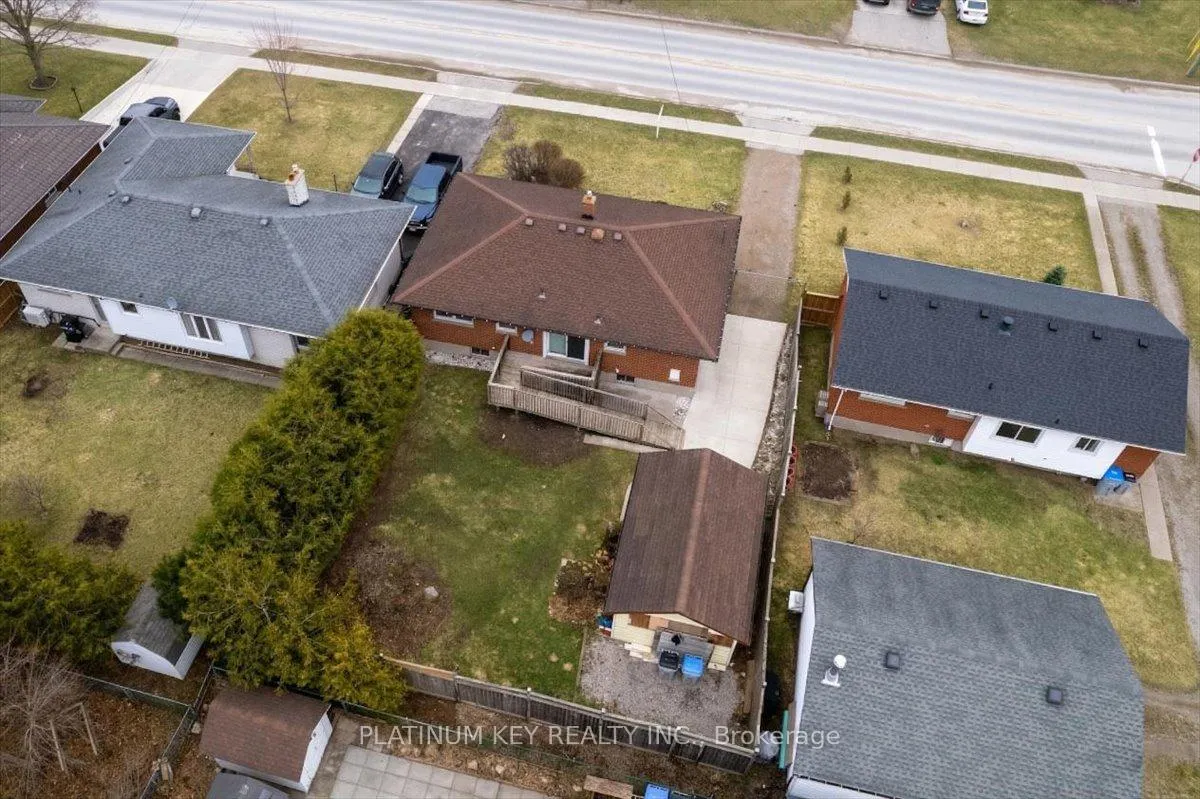 Photo 21 of 196 Mckellar Street, Strathroy-Caradoc, SW — HOMEH