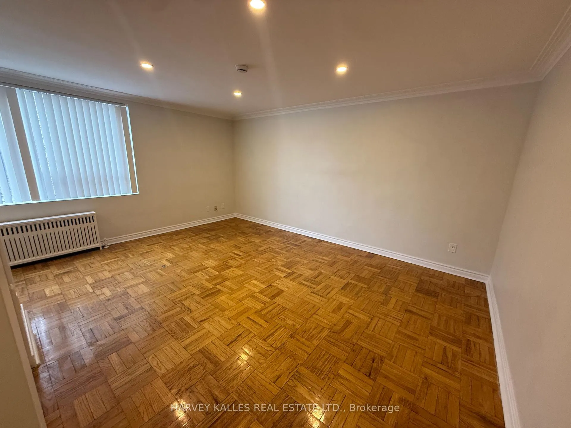 Photo 4 of Unit 403, 180 Vaughan Road, Toronto, Humewood-Cedarvale — HOMEH