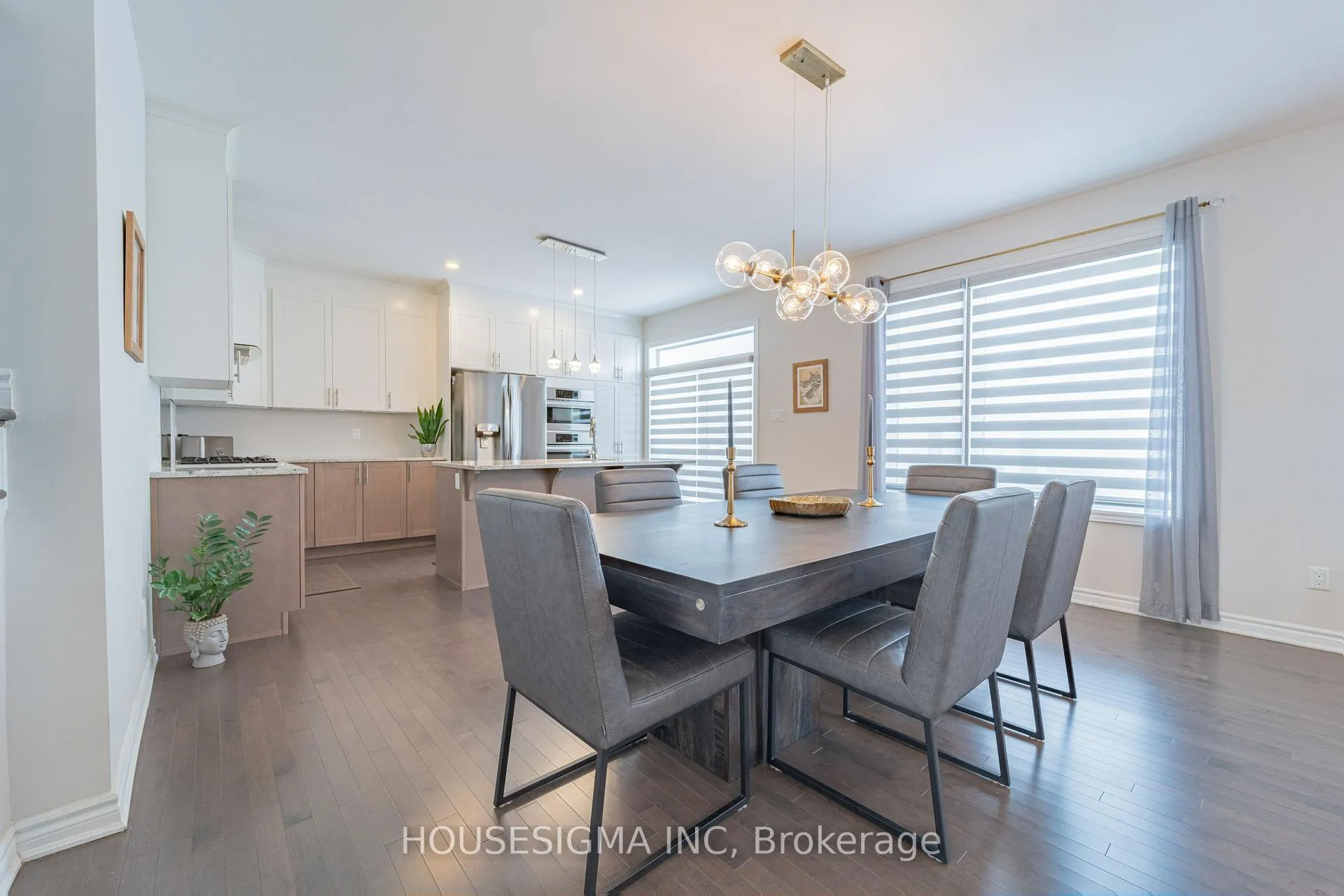 Photo 13 of 547 Ponthieu Circle, Ottawa, Chapel Hill South - Orleans Village — HOMEH