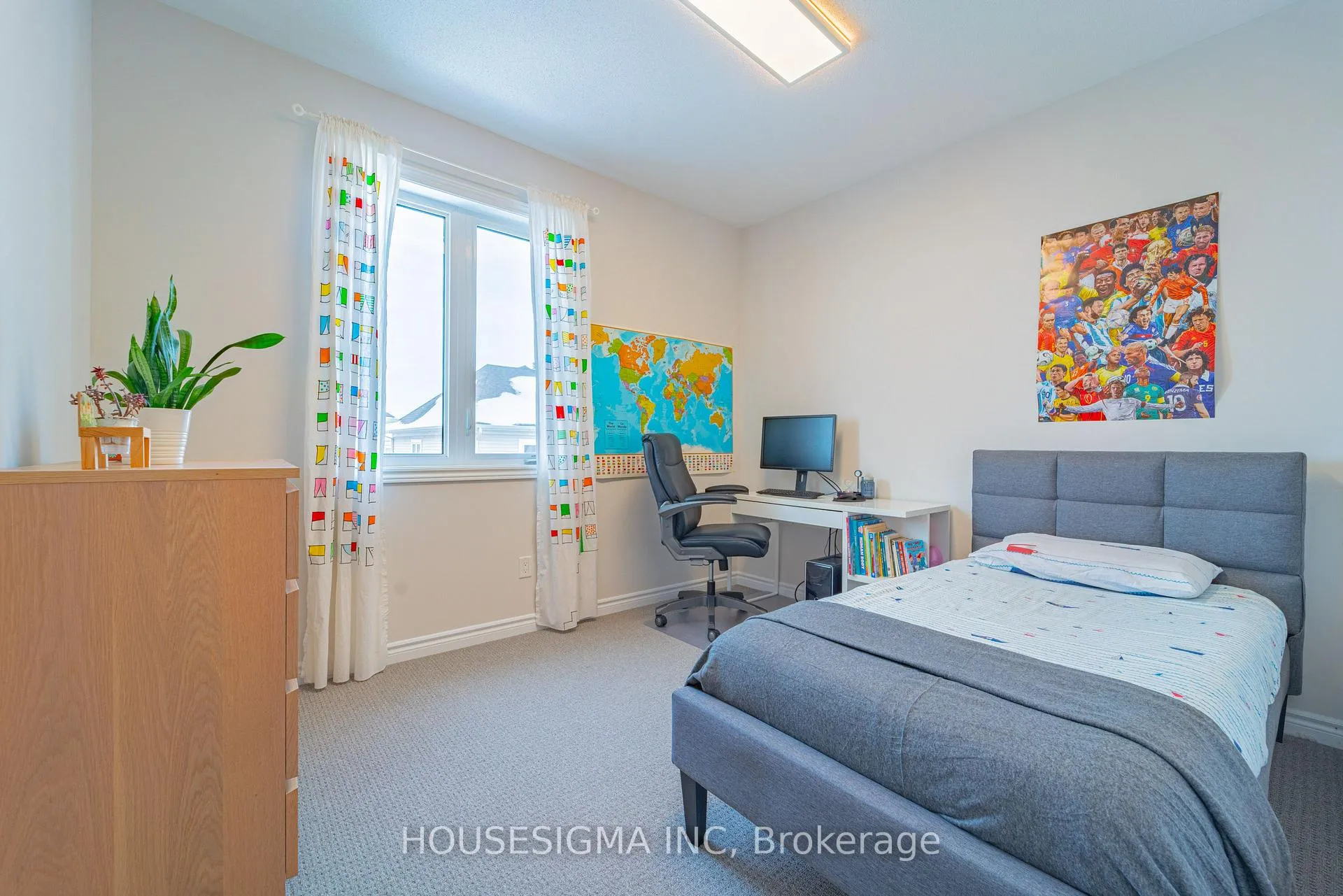 Photo 25 of 547 Ponthieu Circle, Ottawa, Chapel Hill South - Orleans Village — HOMEH