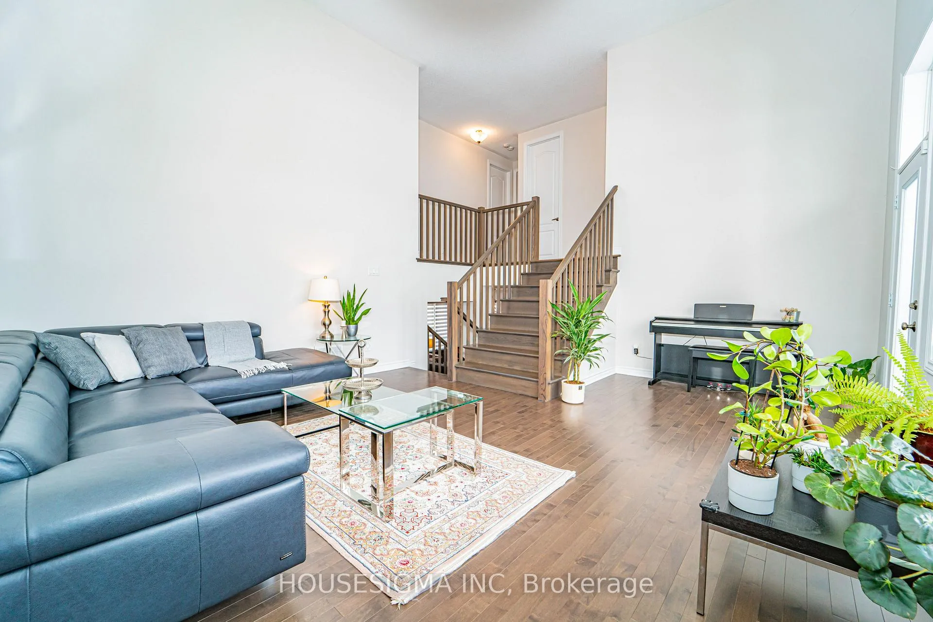 Photo 34 of 547 Ponthieu Circle, Ottawa, Chapel Hill South - Orleans Village — HOMEH