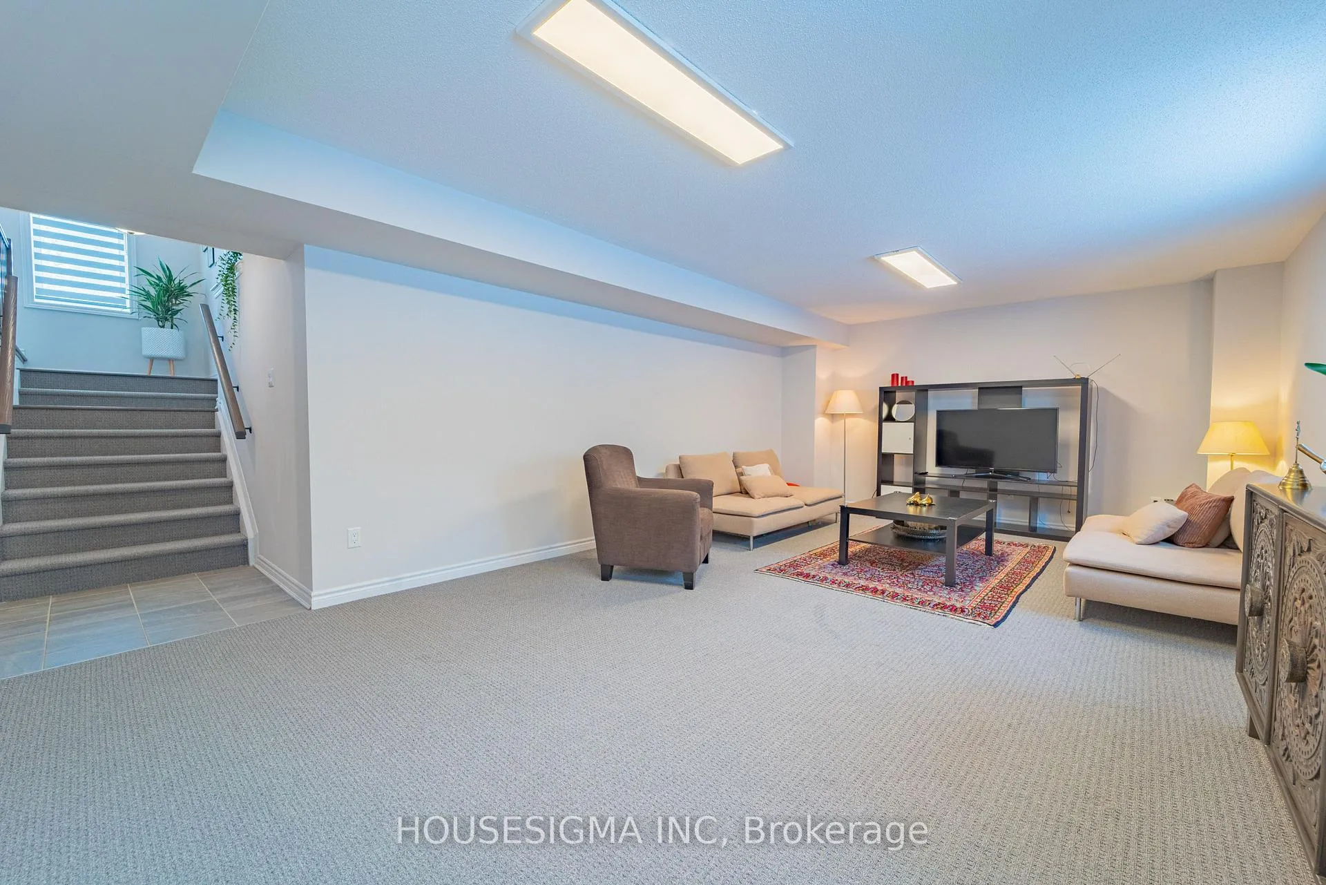 Photo 36 of 547 Ponthieu Circle, Ottawa, Chapel Hill South - Orleans Village — HOMEH