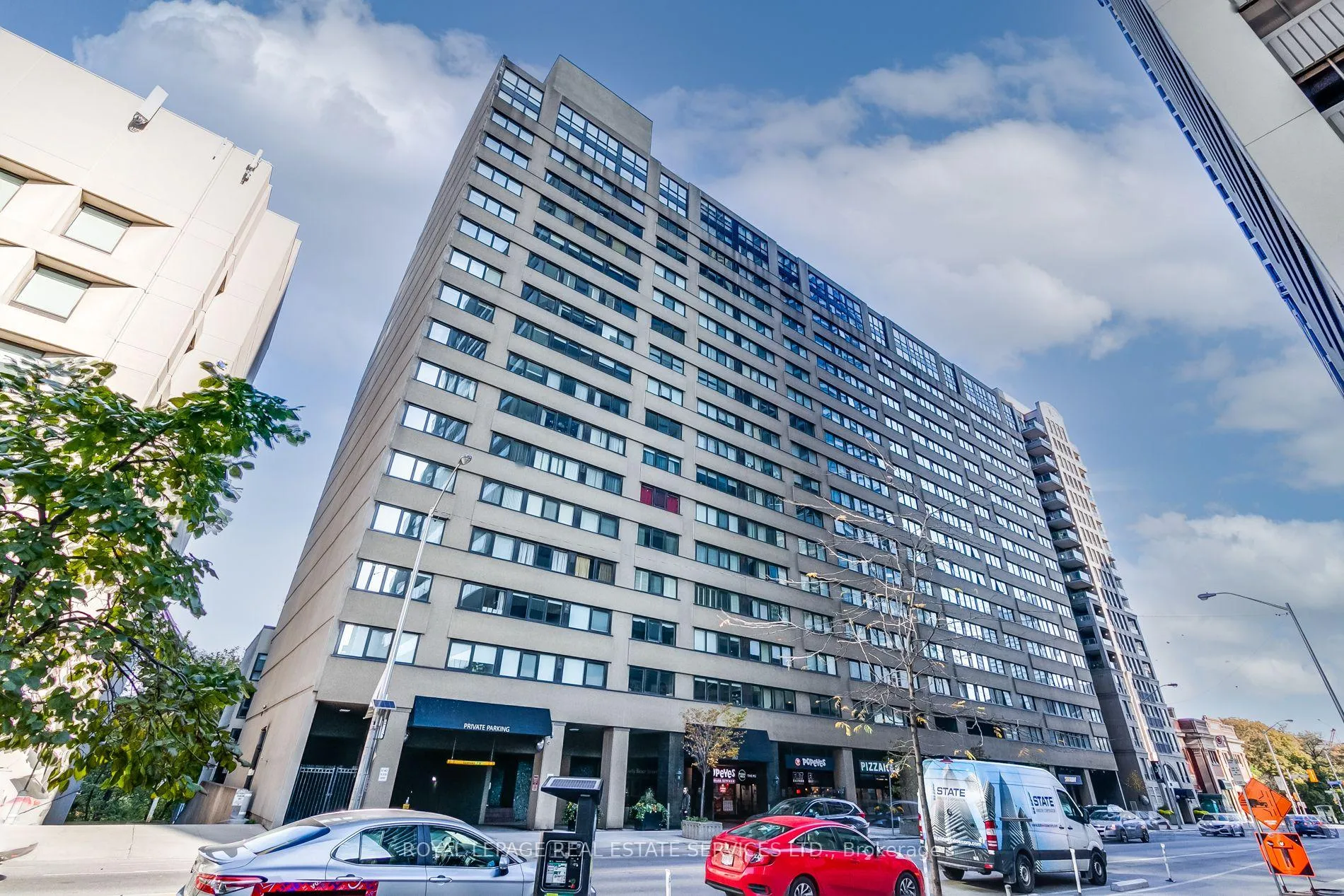 Photo 1 of Unit 901, 360 Bloor Street E, Toronto, Rosedale-Moore Park — HOMEH