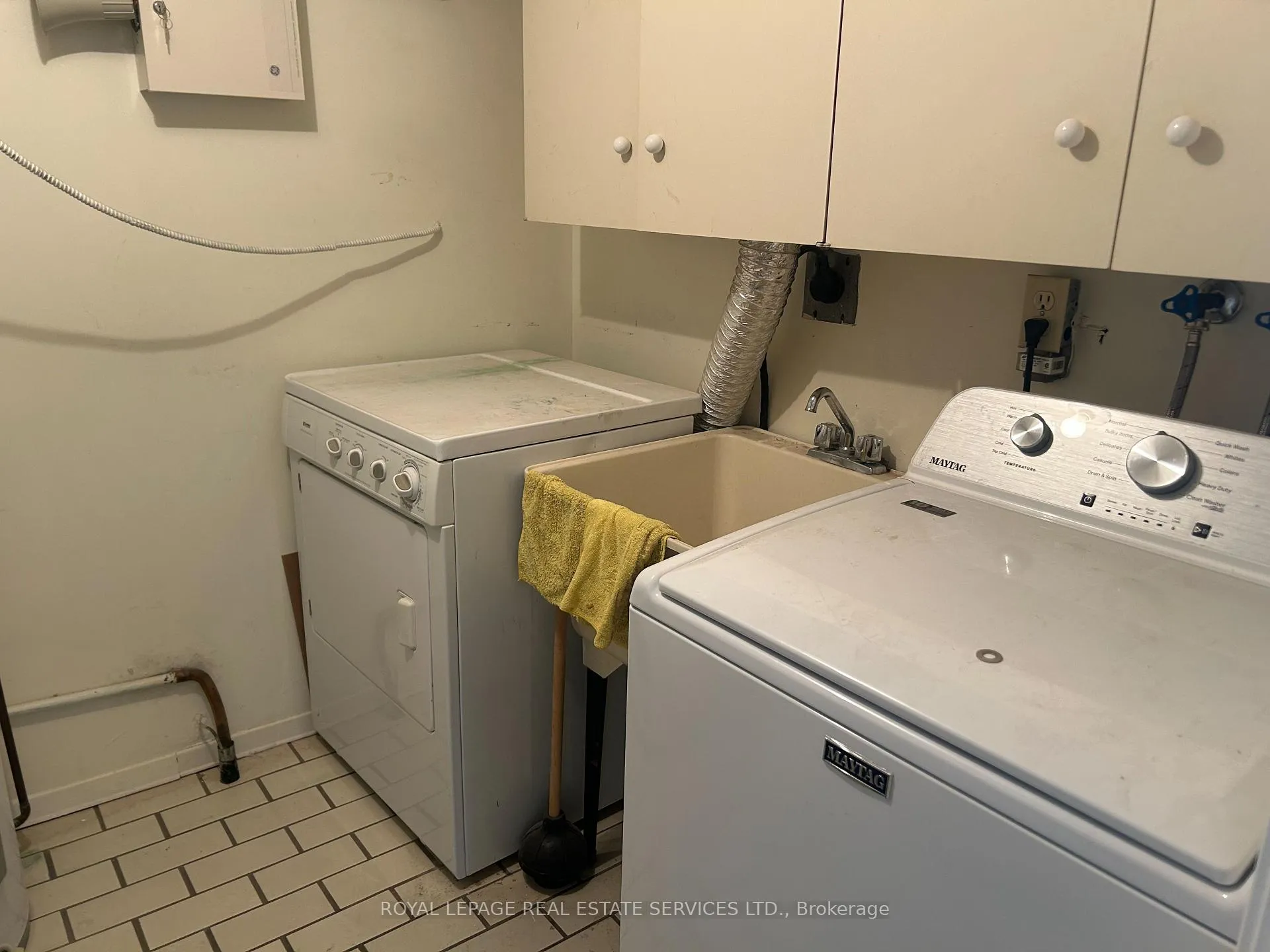 Photo 29 of Unit 901, 360 Bloor Street E, Toronto, Rosedale-Moore Park — HOMEH