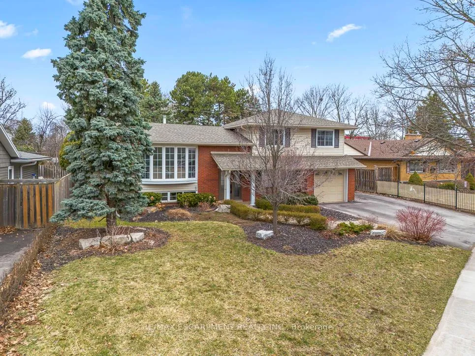 Photo 2 of 4507 Cosburn Crescent, Burlington, Shoreacres — HOMEH