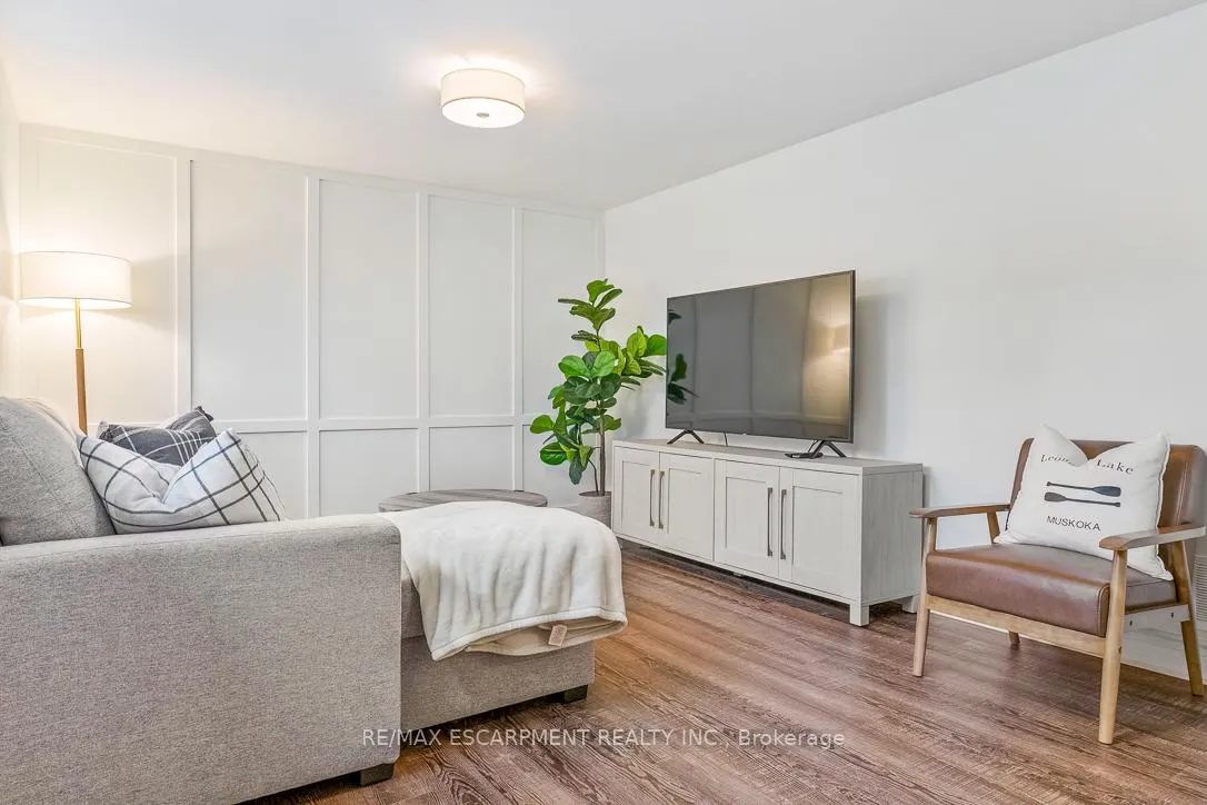 Photo 24 of 4507 Cosburn Crescent, Burlington, Shoreacres — HOMEH