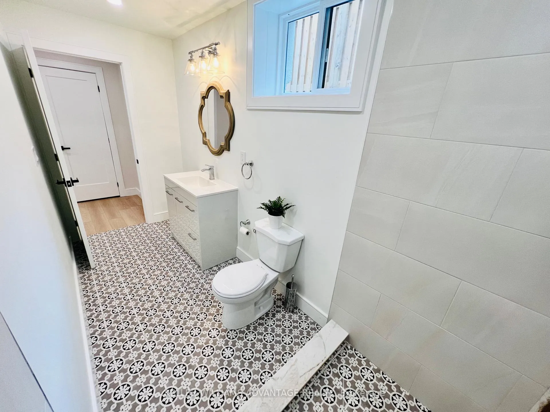Photo 5 of Unit Lower, 6 Phenix Drive, Scarborough, Birchcliffe-Cliffside — HOMEH