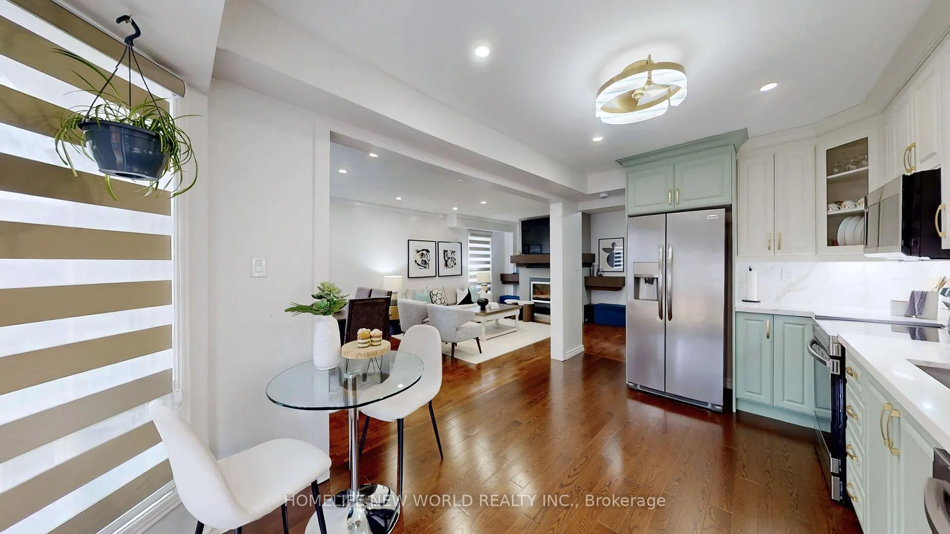 Photo 10 of 1608 Rawlings Drive, Pickering, Liverpool — HOMEH