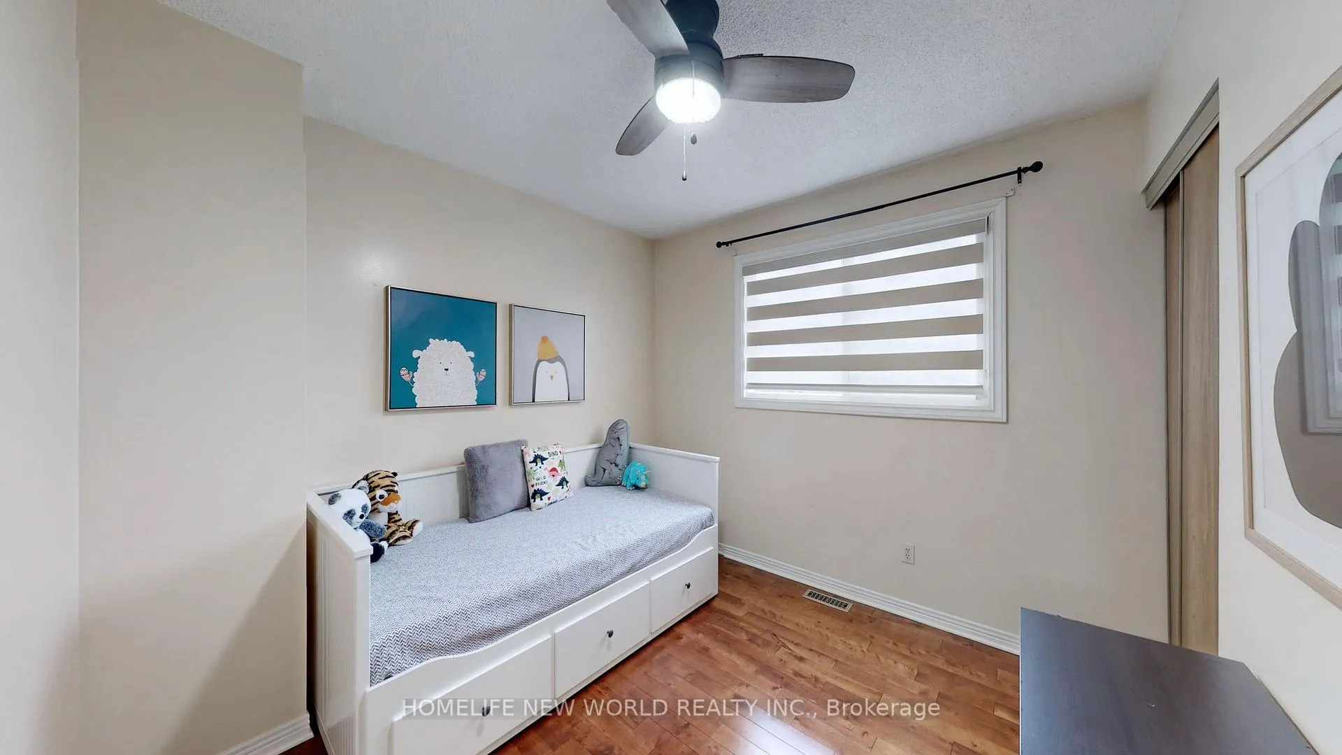 Photo 16 of 1608 Rawlings Drive, Pickering, Liverpool — HOMEH