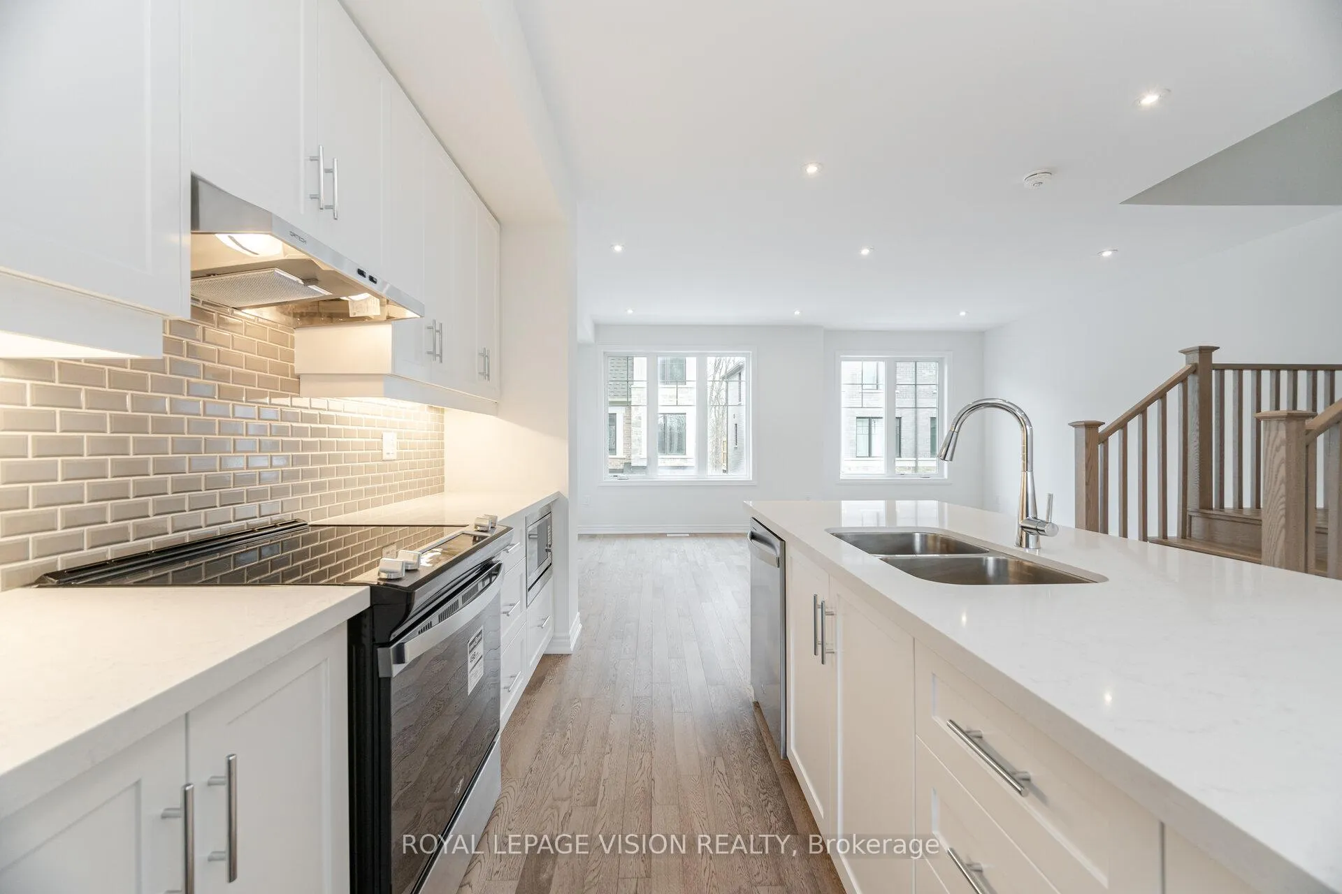 Photo 16 of 20 Folcroft Street, Brampton, Credit Valley — HOMEH