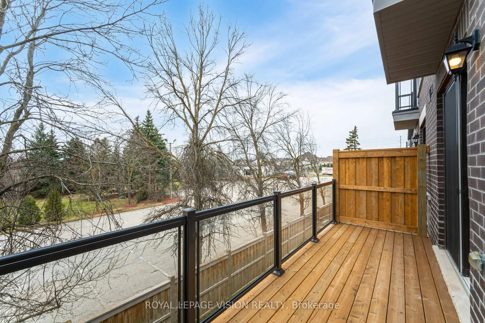 Photo 26 of 20 Folcroft Street, Brampton, Credit Valley — HOMEH
