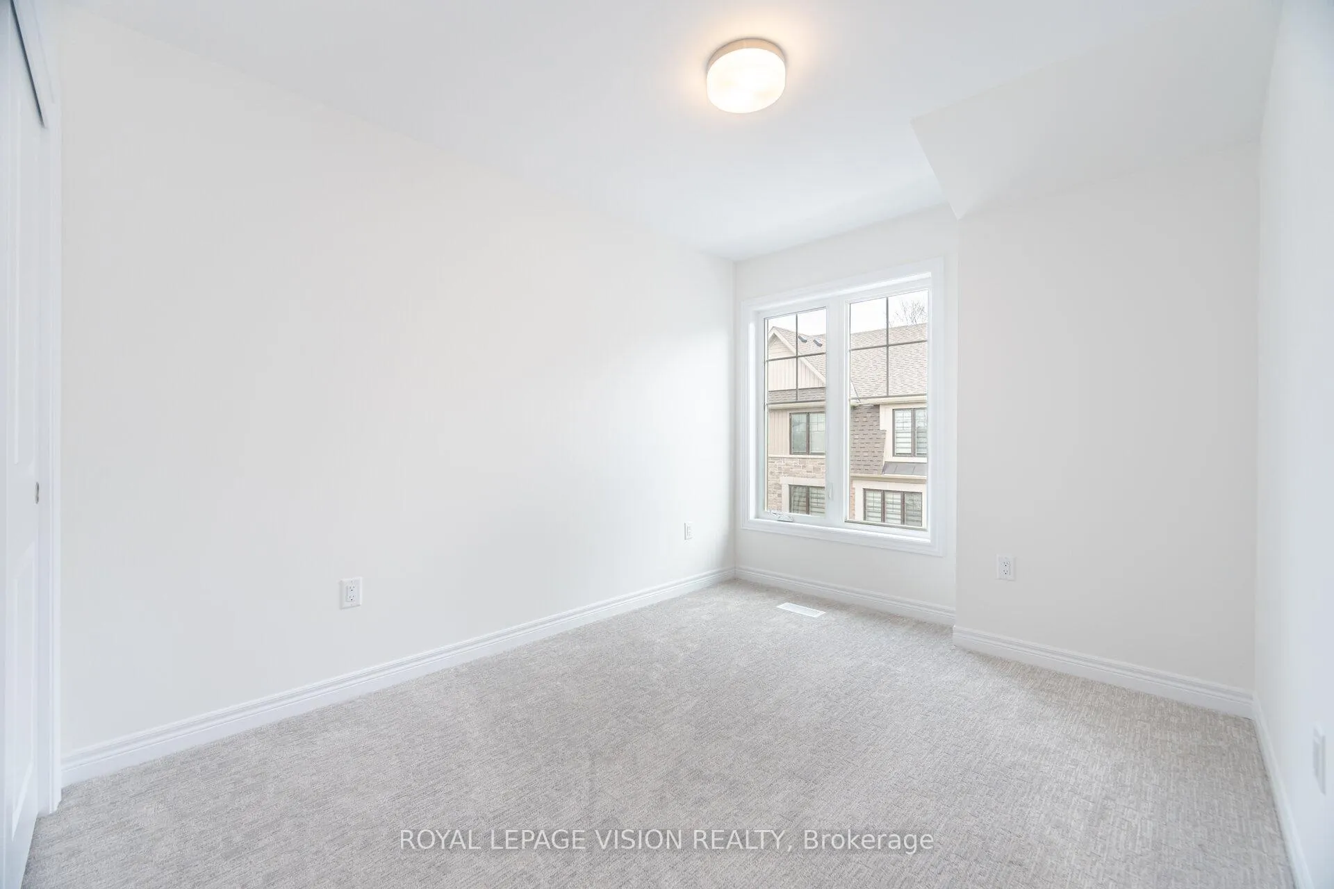 Photo 36 of 20 Folcroft Street, Brampton, Credit Valley — HOMEH