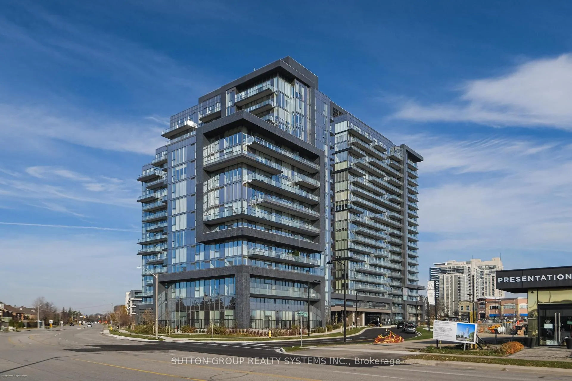 Photo of Unit 1704, 10 Gatineau Drive