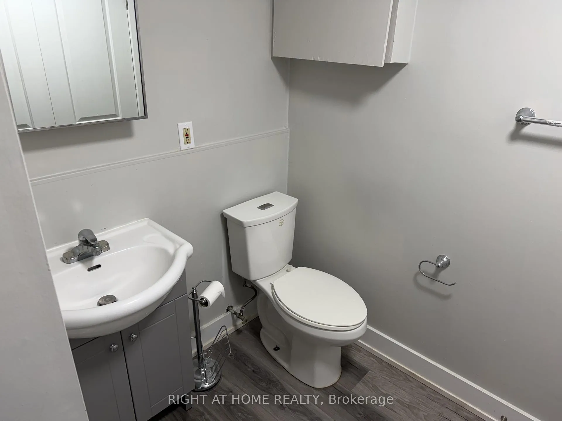 Photo 4 of Unit BSMT, 7 Carruthers Crescent, Barrie, Grove East — HOMEH