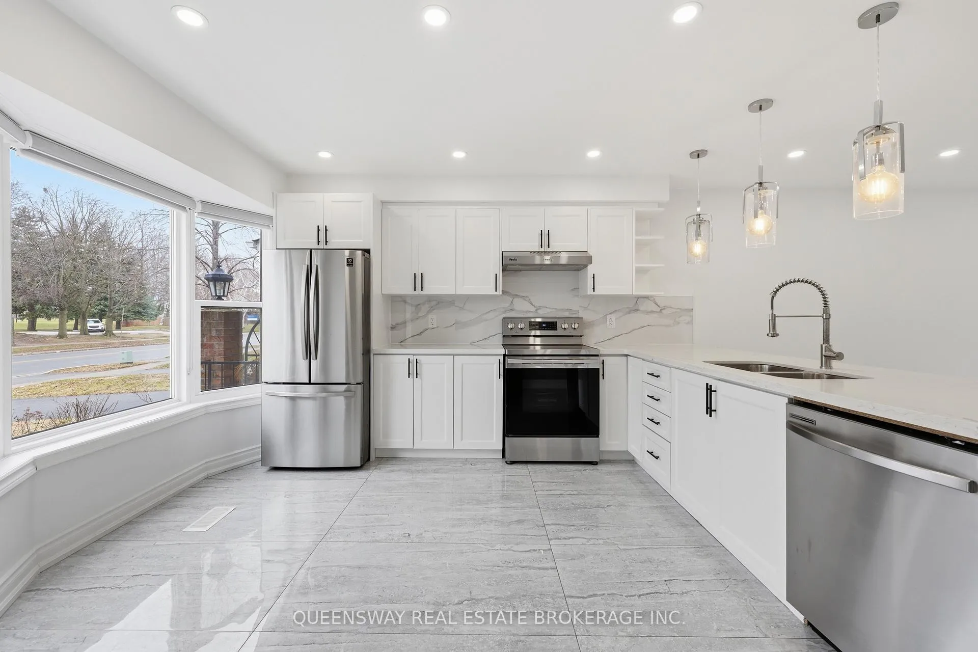 Photo 1 of Unit 1, 4196 Longmoor Drive, Burlington, Shoreacres — HOMEH