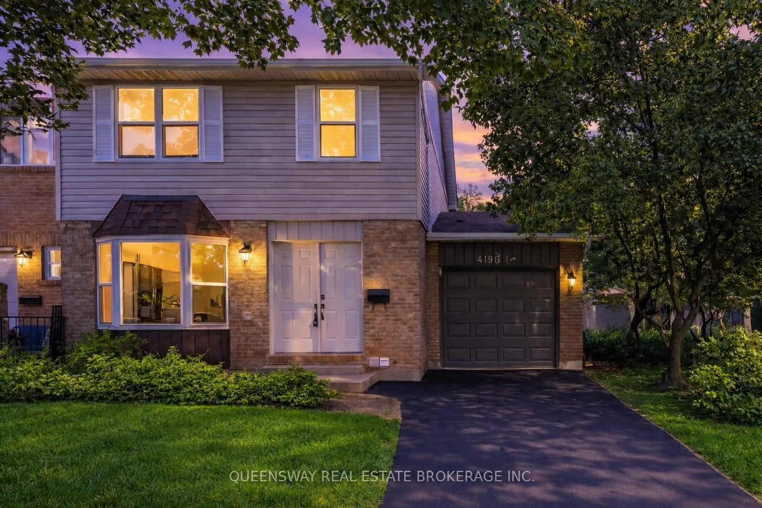 Photo 2 of Unit 1, 4196 Longmoor Drive, Burlington, Shoreacres — HOMEH