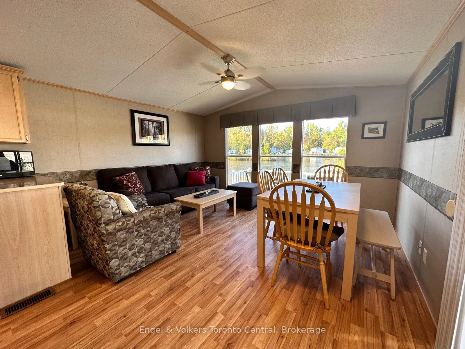 Photo 12 of Unit T103, 7489 Sideroad 5 E, Wellington North, Rural Wellington North — HOMEH