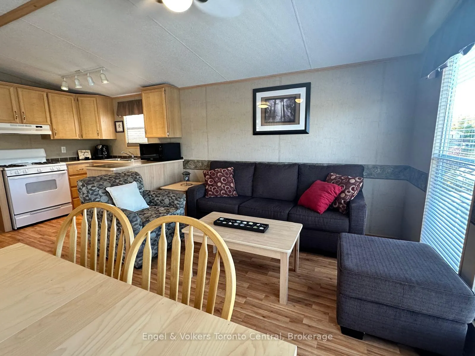 Photo 15 of Unit T103, 7489 Sideroad 5 E, Wellington North, Rural Wellington North — HOMEH