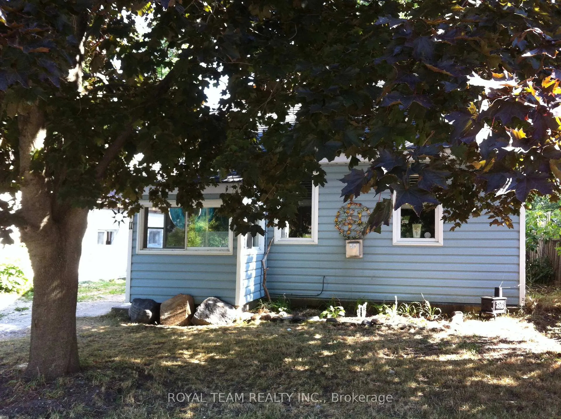 Photo 3 of 11 Middlebrook Road, Wasaga Beach — HOMEH