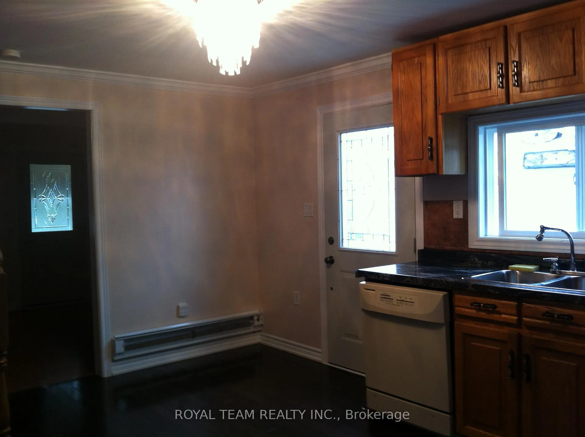 Photo 7 of 11 Middlebrook Road, Wasaga Beach — HOMEH