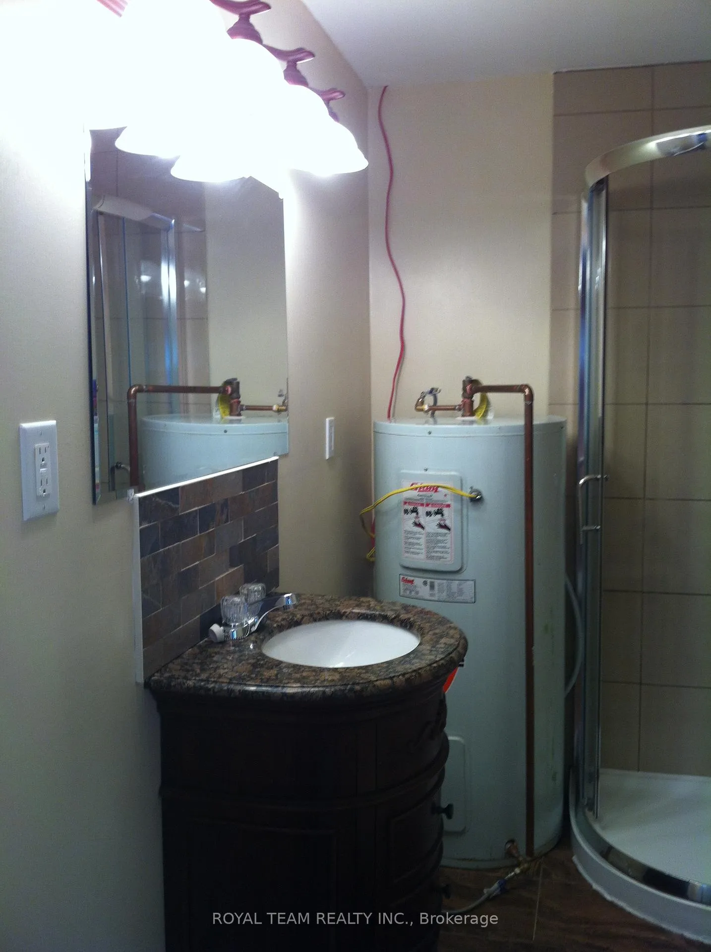 Photo 9 of 11 Middlebrook Road, Wasaga Beach — HOMEH