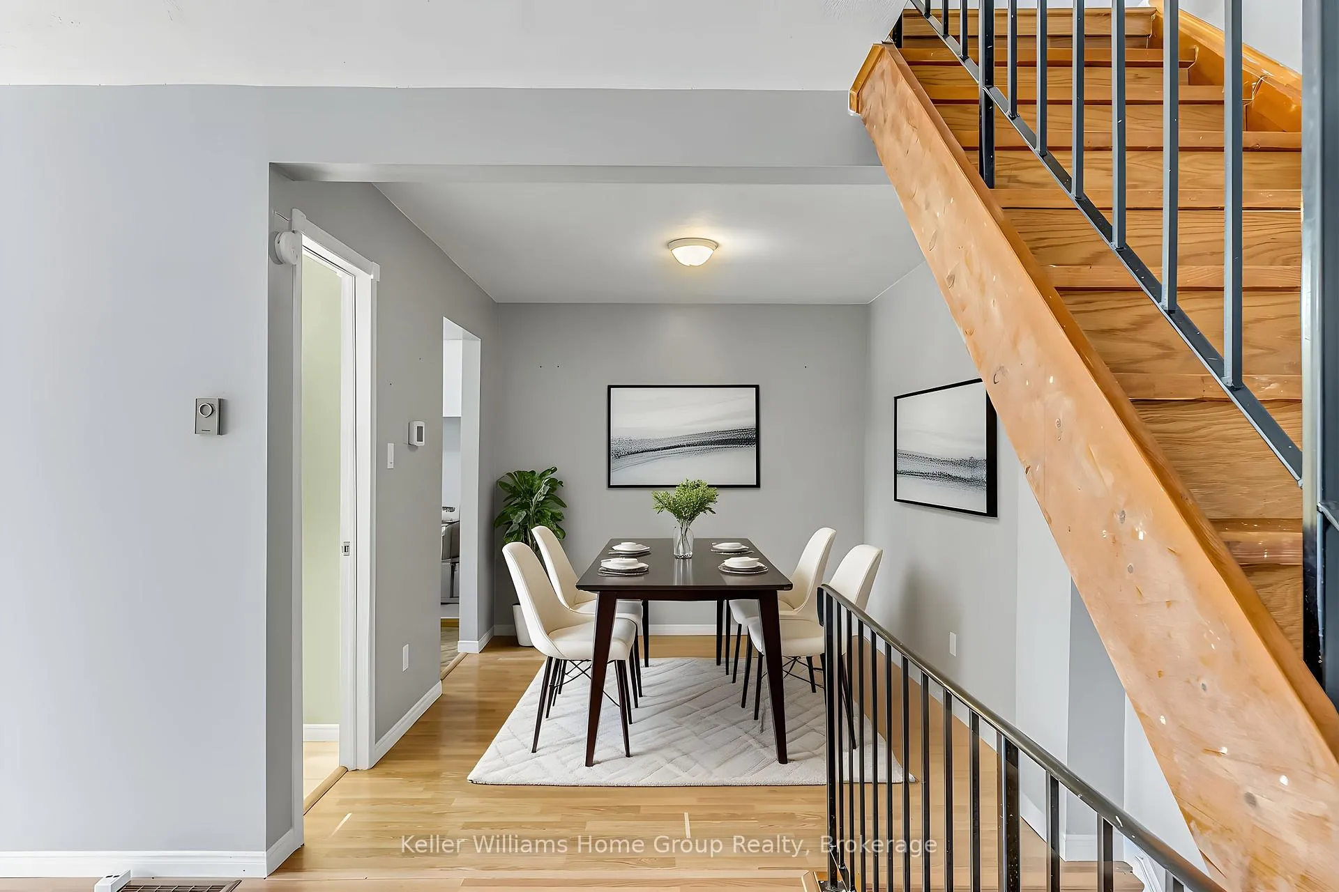 Photo 14 of 334 Scottsdale Drive, Guelph, Dovercliffe Park/Old University — HOMEH