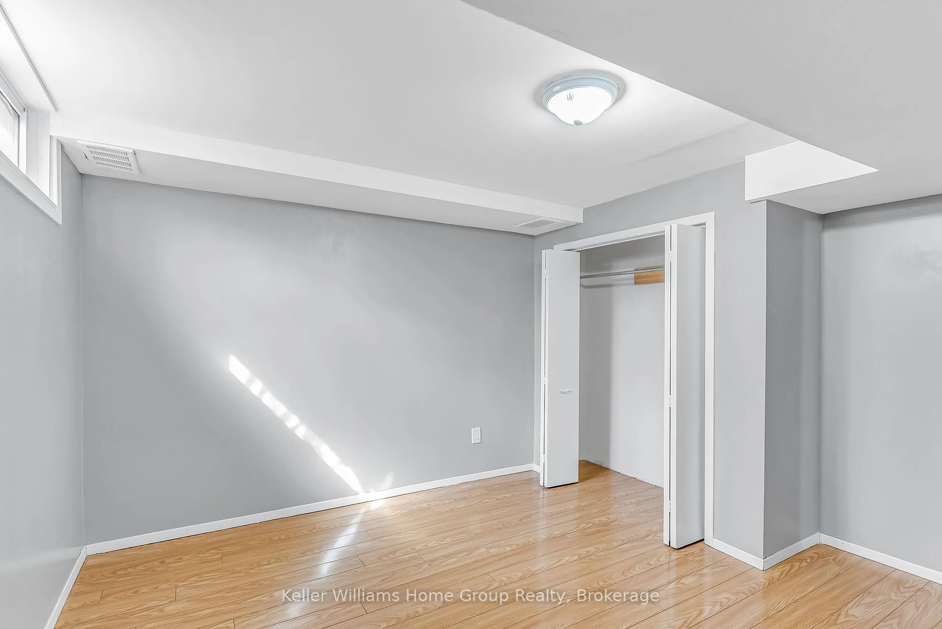 Photo 26 of 334 Scottsdale Drive, Guelph, Dovercliffe Park/Old University — HOMEH
