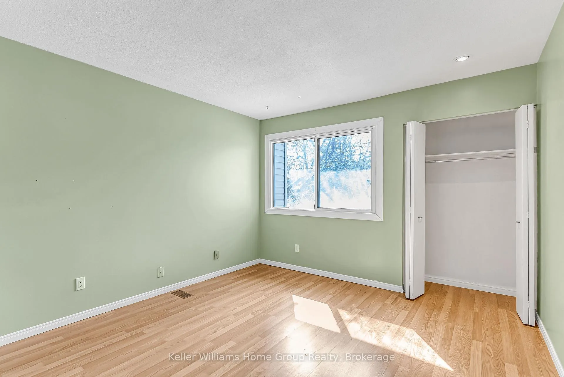 Photo 29 of 334 Scottsdale Drive, Guelph, Dovercliffe Park/Old University — HOMEH