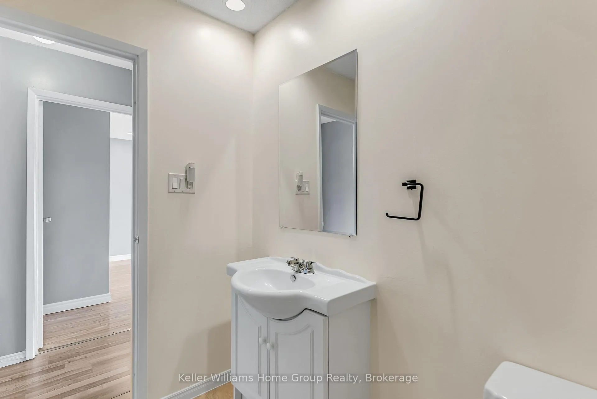 Photo 30 of 334 Scottsdale Drive, Guelph, Dovercliffe Park/Old University — HOMEH