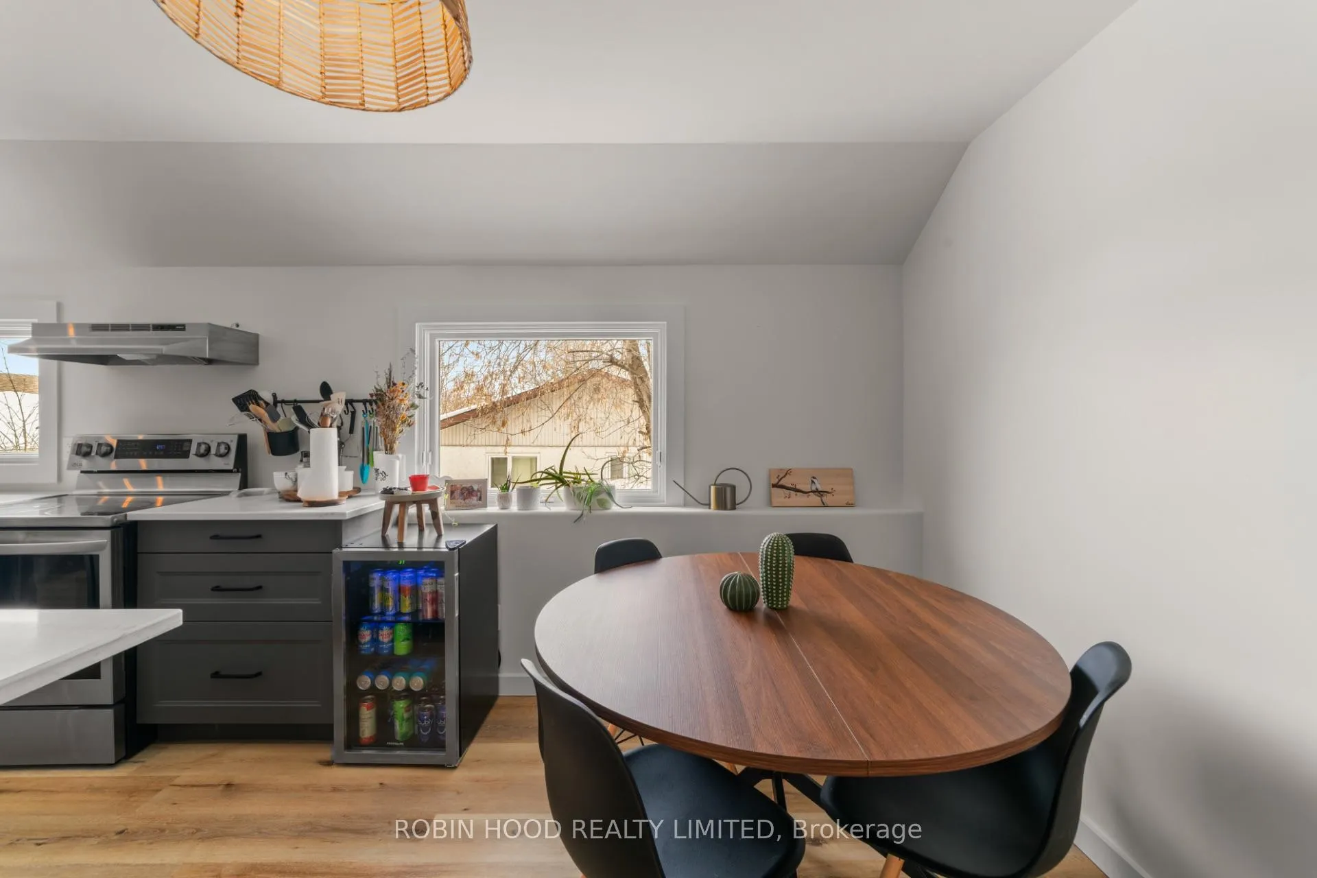 Photo 13 of 715 Clair Street, Kenora — HOMEH