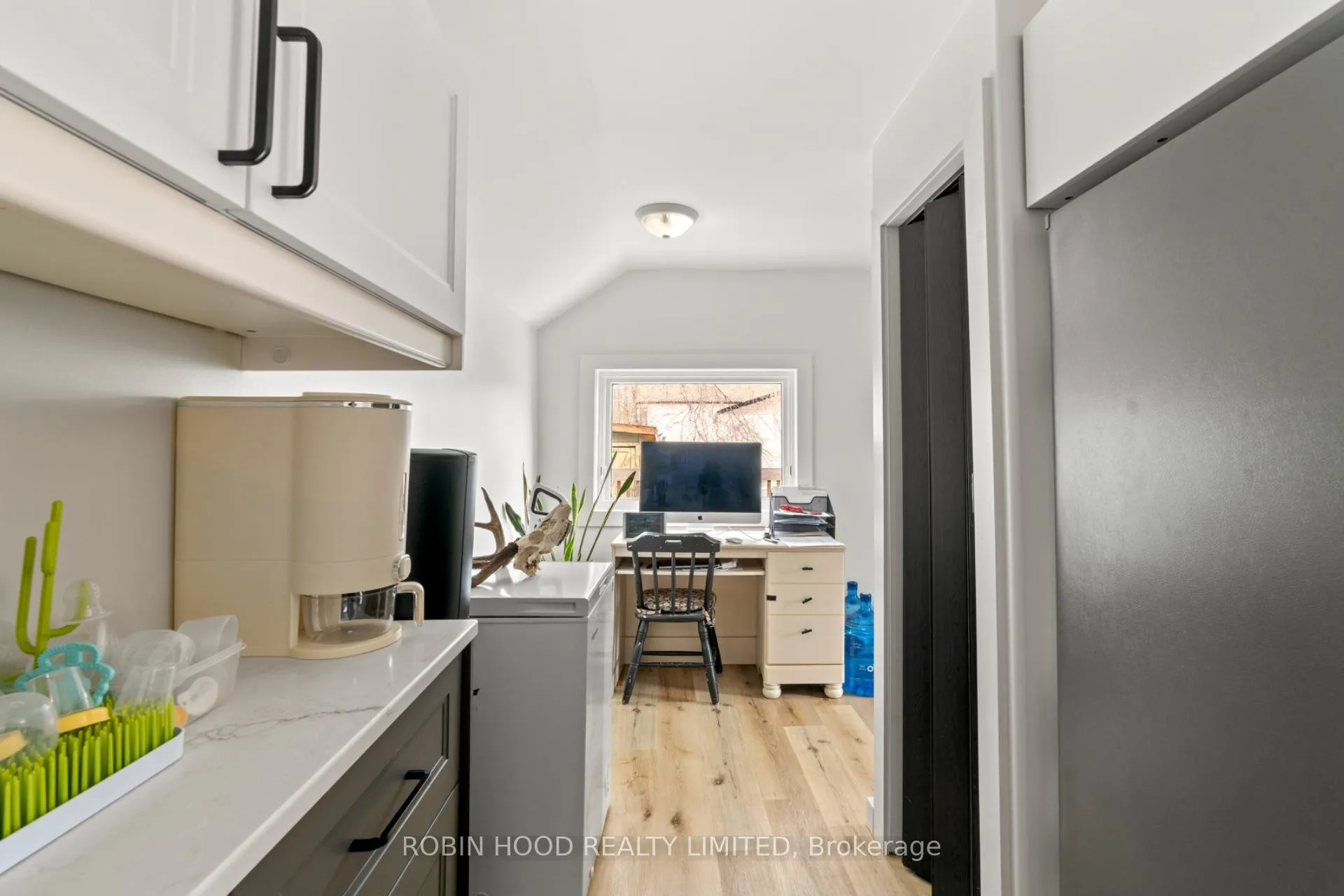 Photo 14 of 715 Clair Street, Kenora — HOMEH