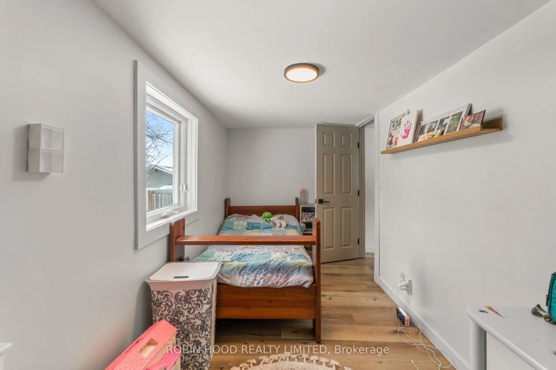 Photo 33 of 715 Clair Street, Kenora — HOMEH
