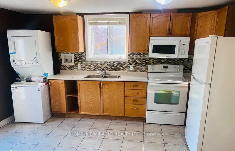 Photo 4 of Unit Basement, 732 Ormond Drive, Oshawa, Samac — HOMEH