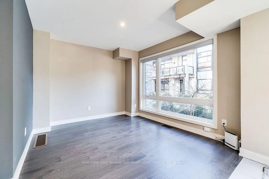 Photo 7 of 41 Brunet Drive, Vaughan, Vellore Village — HOMEH