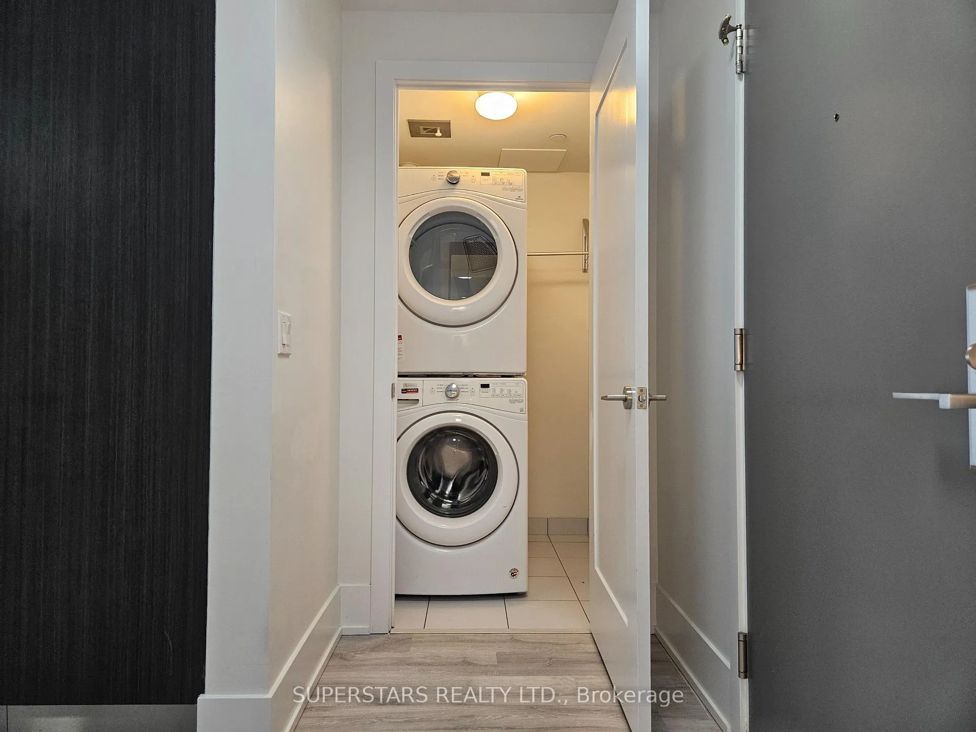Photo 15 of Unit 503, 15 Merchants' Wharf, Toronto, Waterfront Communities — HOMEH