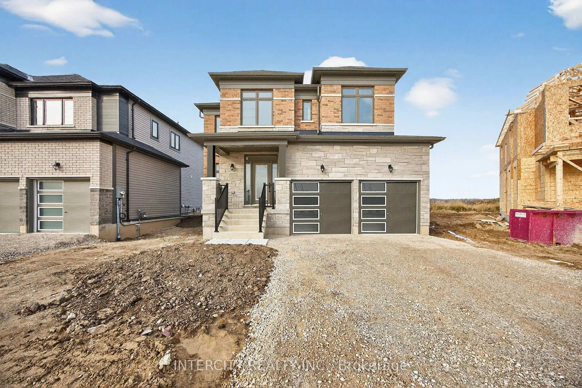 Photo 1 of 28 Legacy Circle, Wasaga Beach — HOMEH