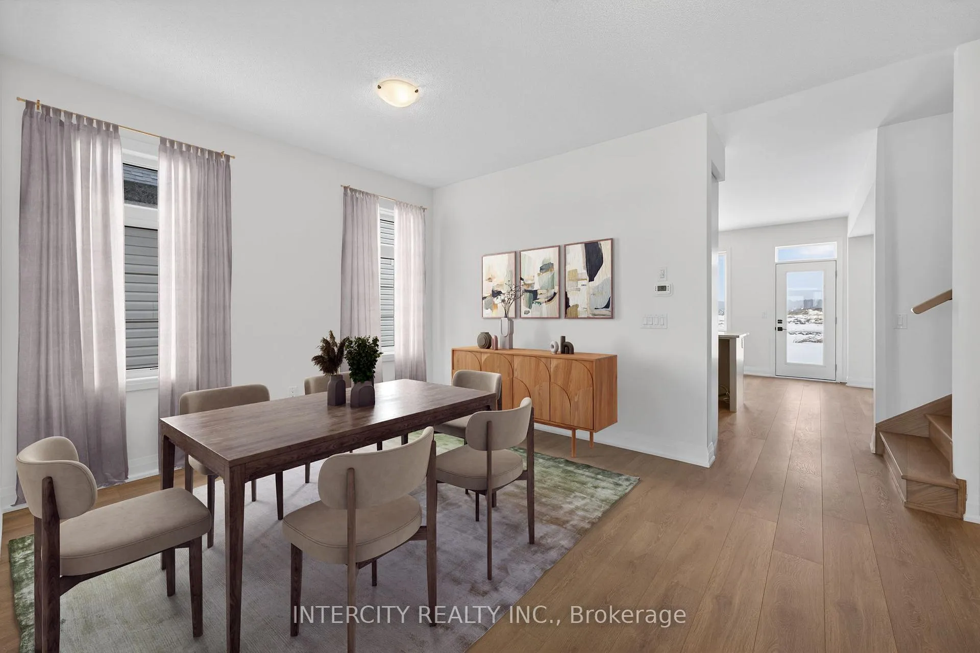 Photo 6 of 28 Legacy Circle, Wasaga Beach — HOMEH