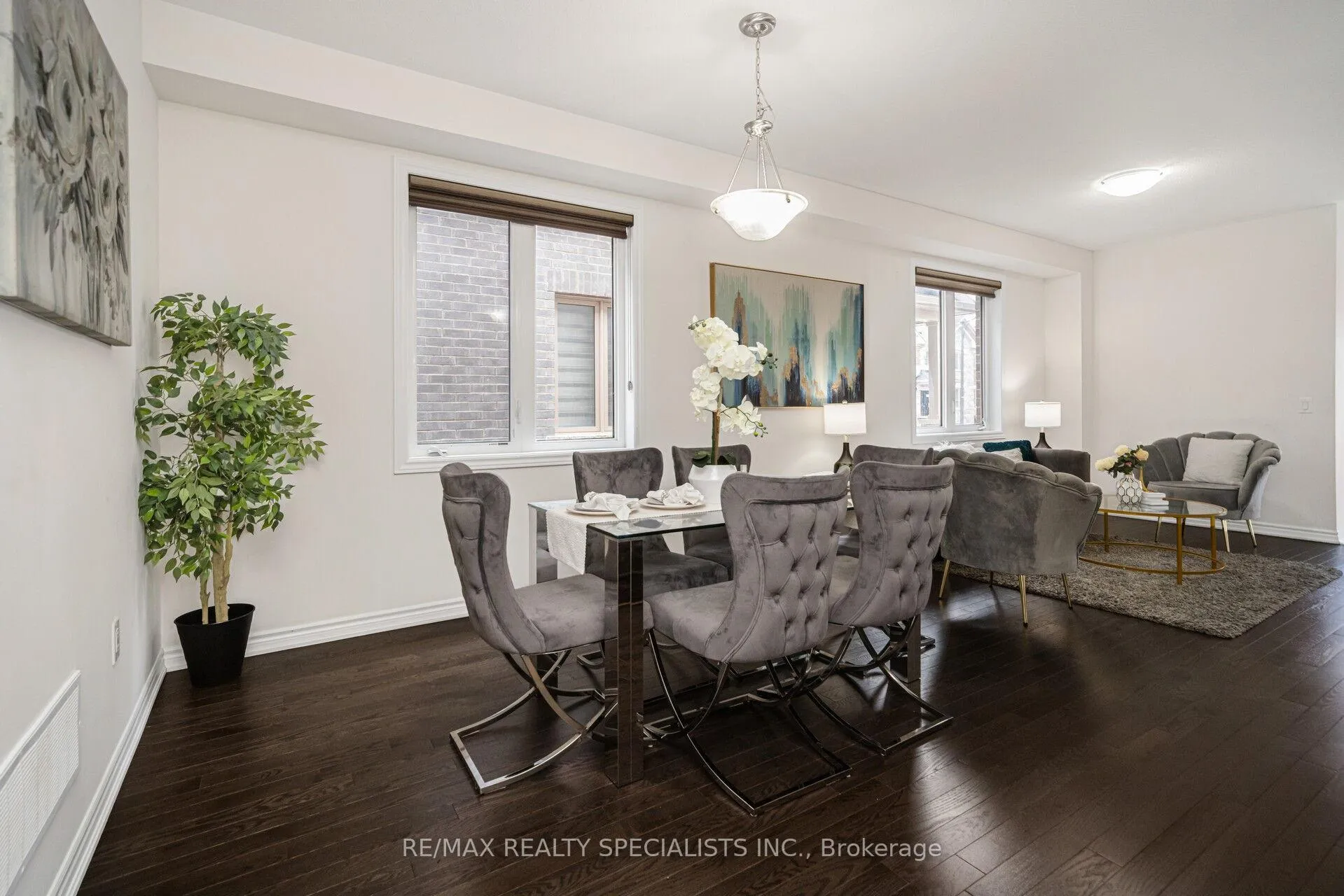 Photo 10 of 43 Clockwork Drive, Brampton, Northwest Brampton — HOMEH