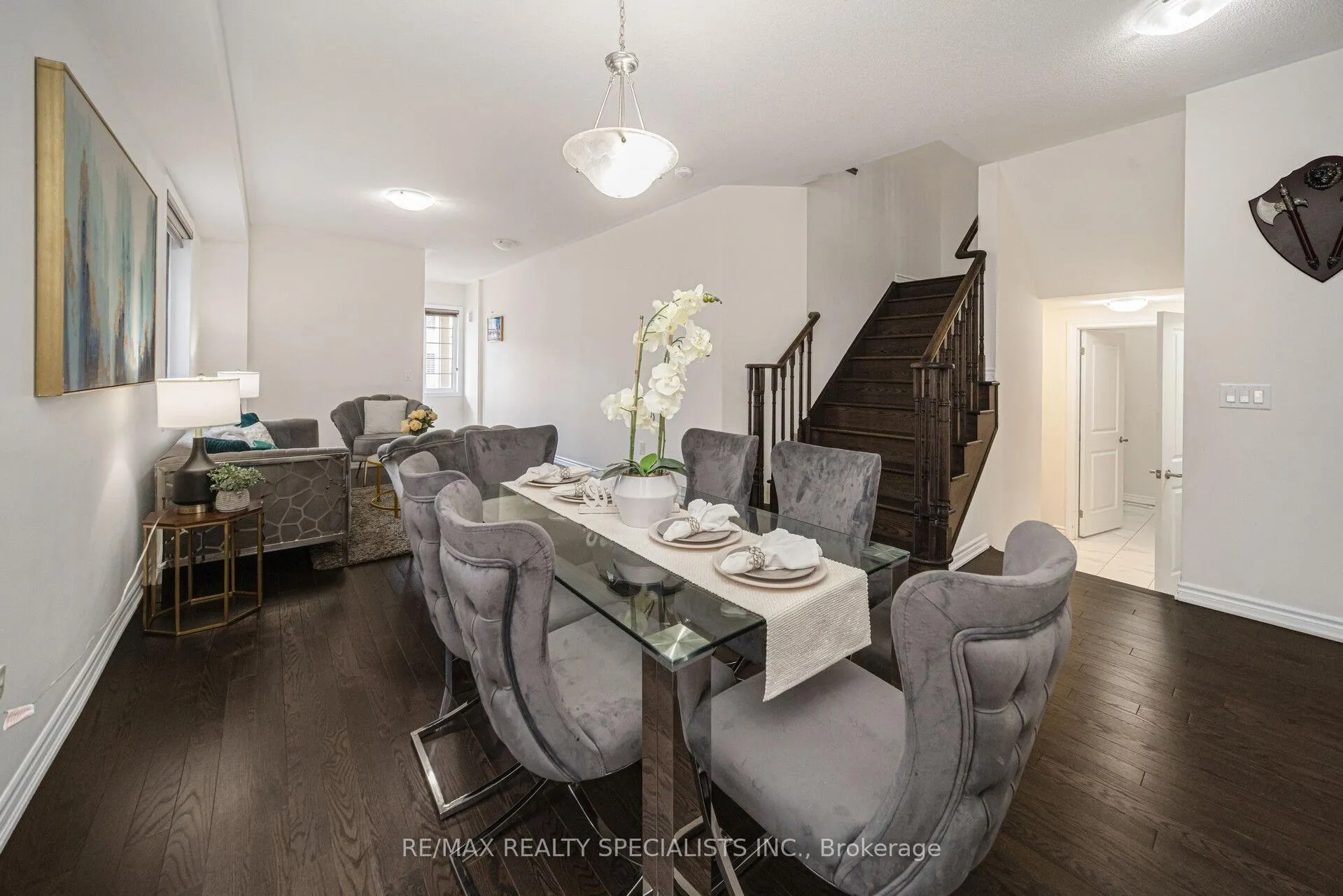 Photo 11 of 43 Clockwork Drive, Brampton, Northwest Brampton — HOMEH
