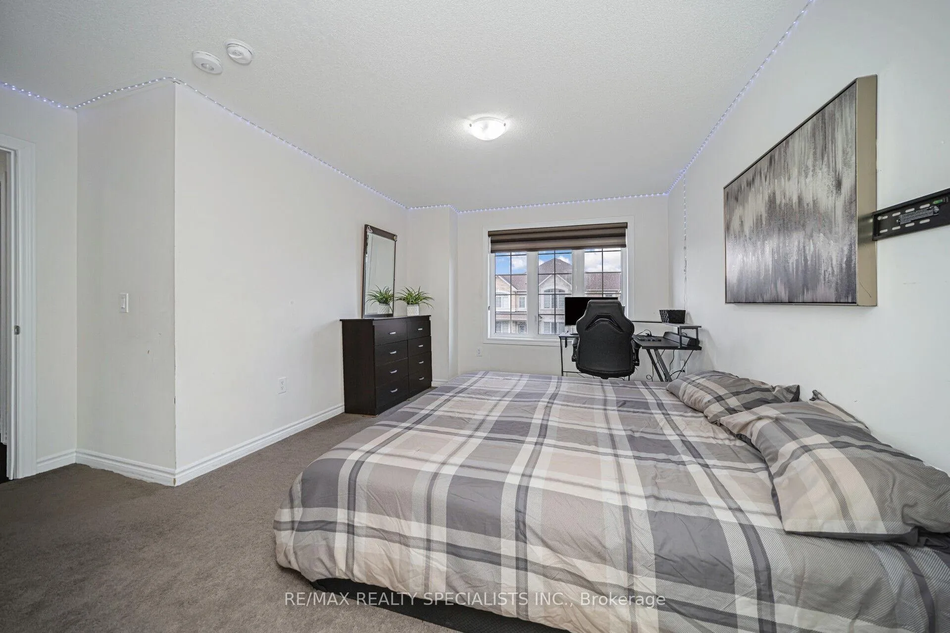 Photo 32 of 43 Clockwork Drive, Brampton, Northwest Brampton — HOMEH