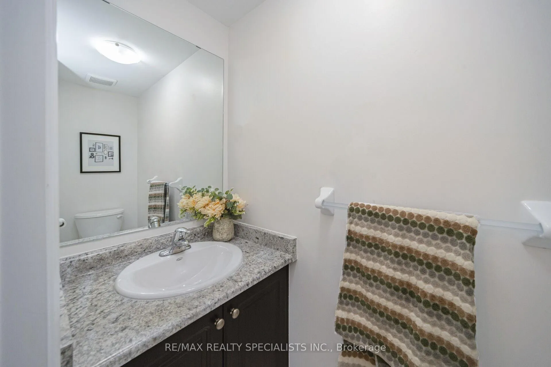 Photo 42 of 43 Clockwork Drive, Brampton, Northwest Brampton — HOMEH
