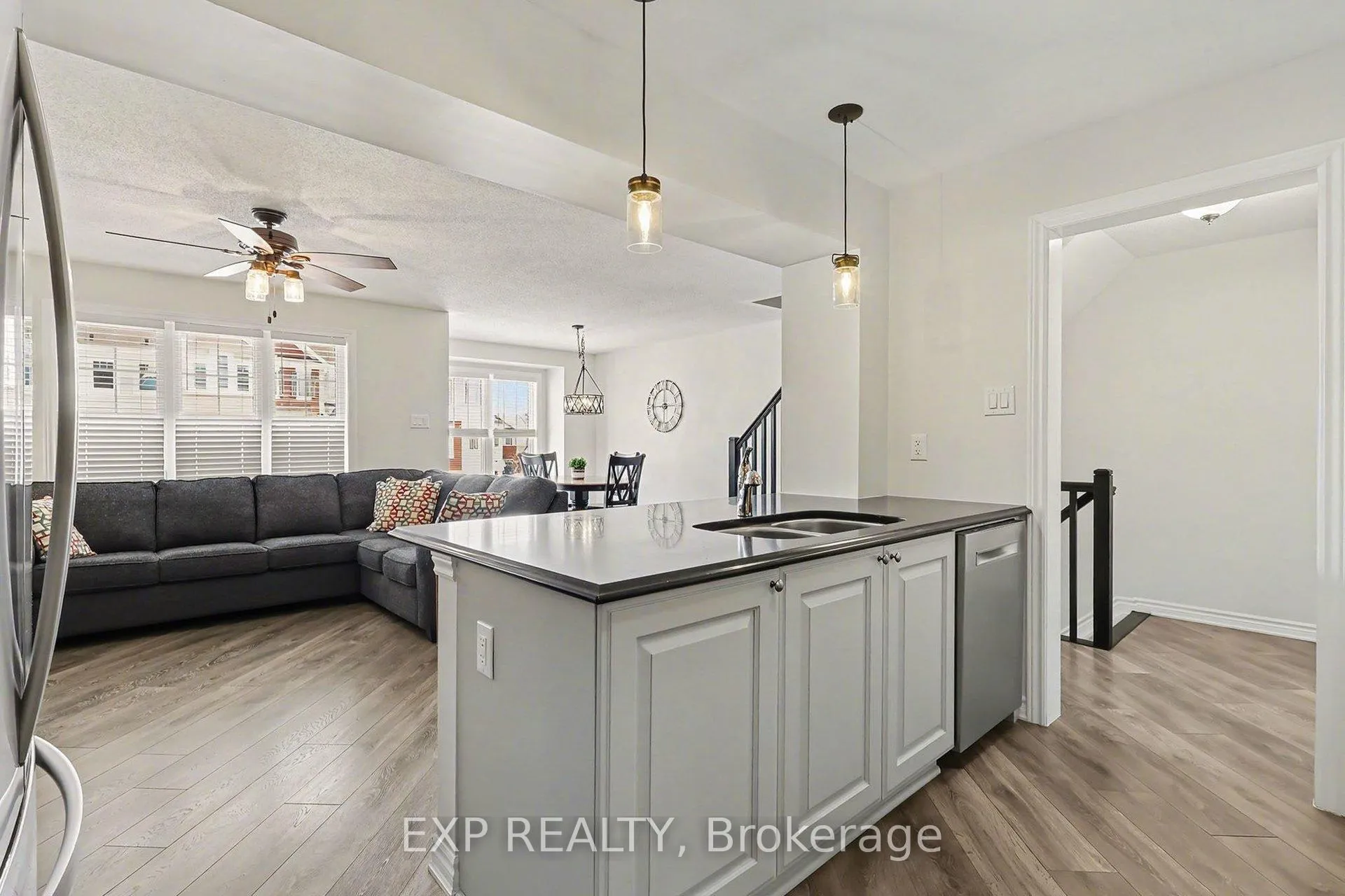 Photo 15 of 421 Gerardia Lane, Ottawa, Avalon West — HOMEH